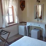 فندق Tuerk Evi 4*