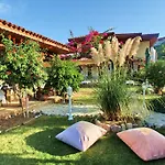 فندق Tuerk Evi