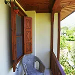 فندق Tuerk Evi